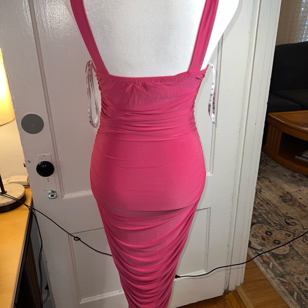 Missguided+ Fuchsia Backless Ruched Dress - Picture 2 of 3